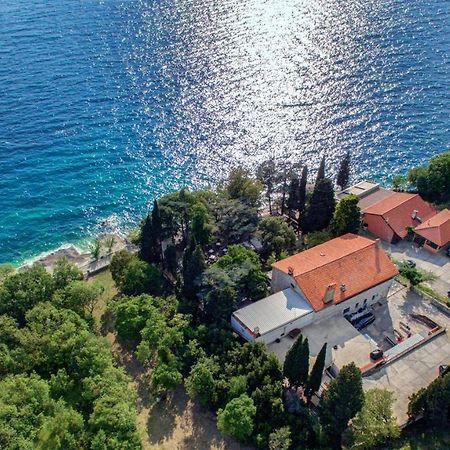 Dck Apartment By The Sea Sodici Buitenkant foto